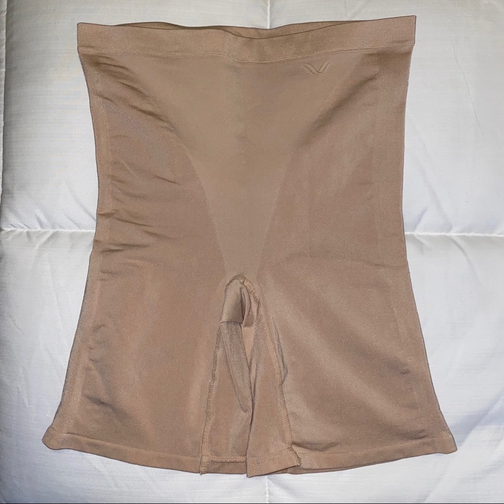 Wacoal Shaper Short